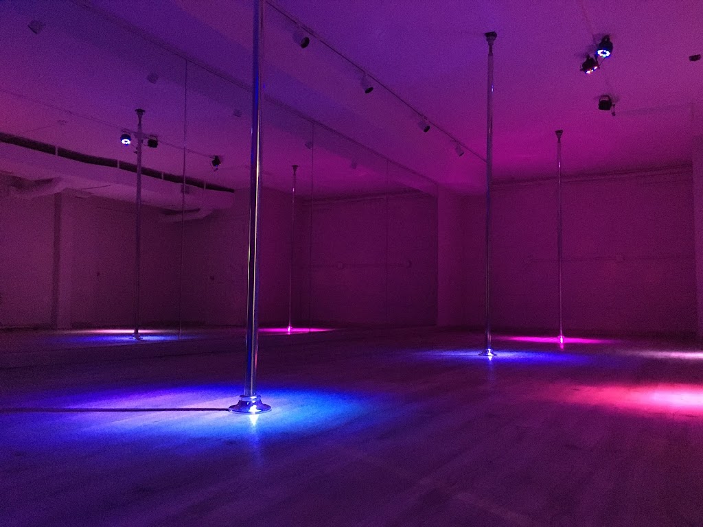  Hypnotic Pole Fitness