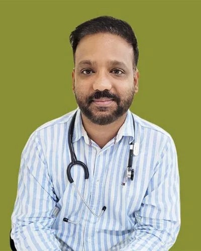 Dr. Dr Kapinder Yadav Cardiologist Angiography Angioplasty Pacemaker Heart Attack Doctor Gurgaon