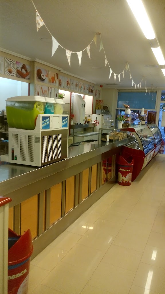 La Jijonenca Lliria Heladeria — Ambiente