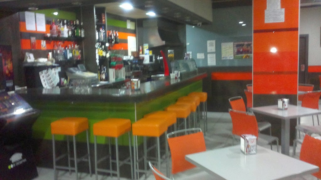 Bar Cafe Tino — Ambiente