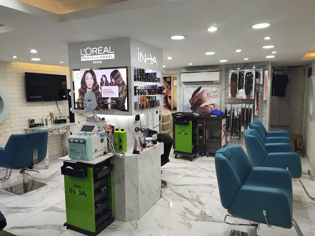 Head Turners Salons Bhawanipur