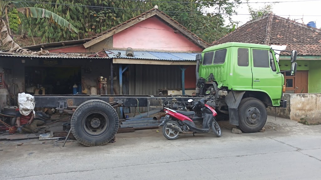 Bengkel rian moto 35