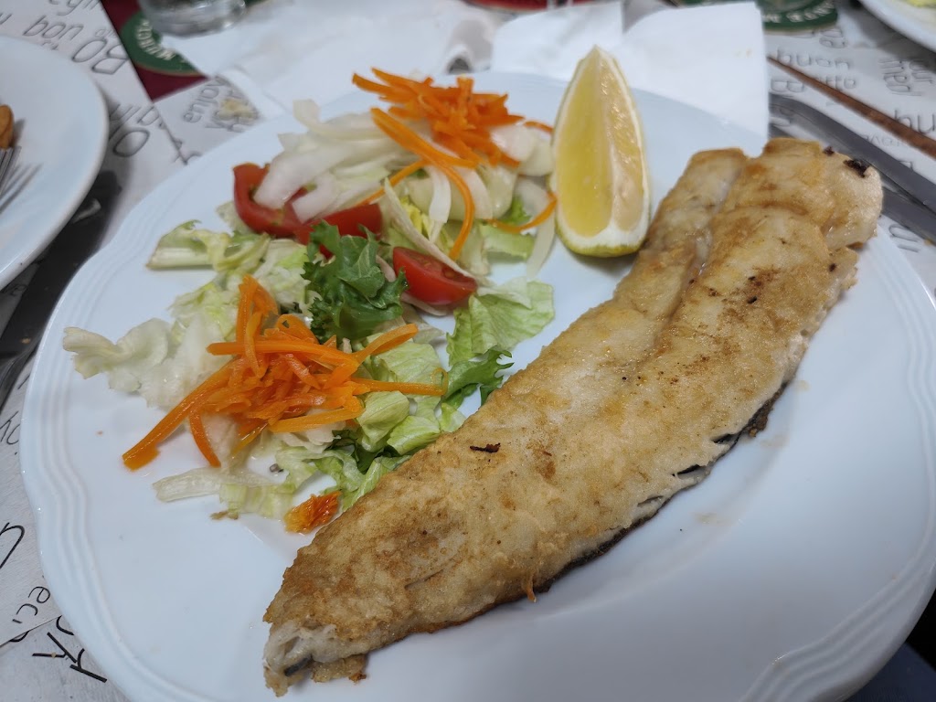 Restaurante La Bella Lola — Comida y bebida