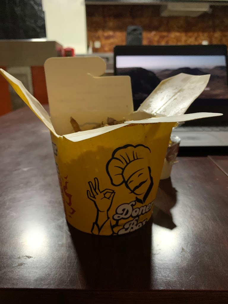 Kebab Monzon Bar Aragon — Comida y bebida