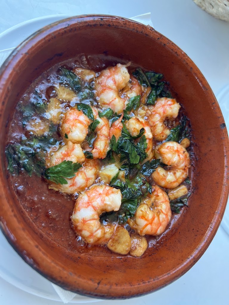 Meson-Restaurante Airoa — Comida y bebida