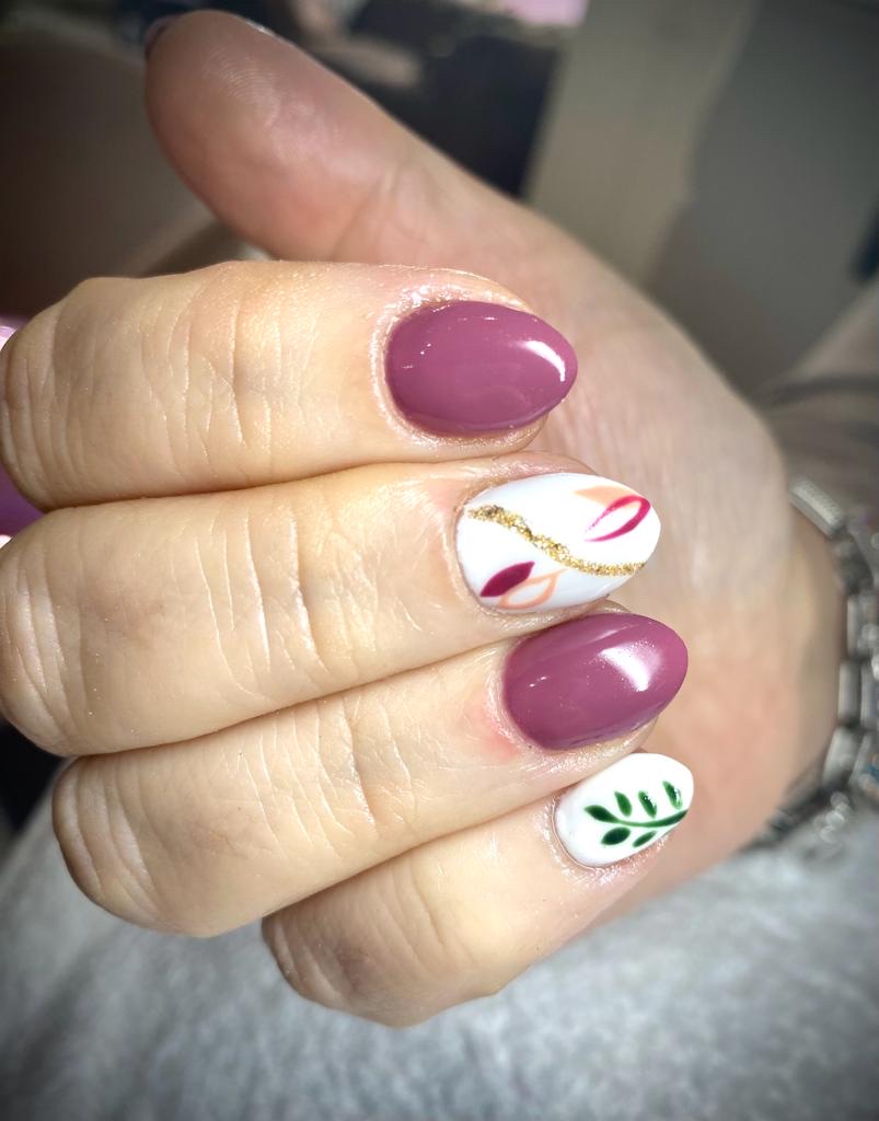Cinnamon Espacio de Belleza — Manicura
