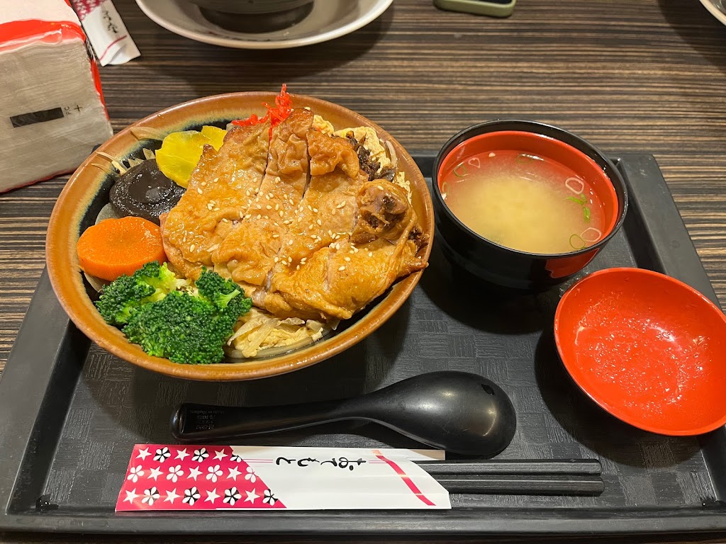 岩葉拉麵麥寮店 的照片