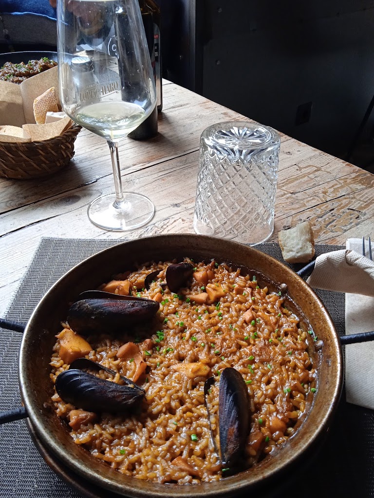 Restaurant Voramar — Paella