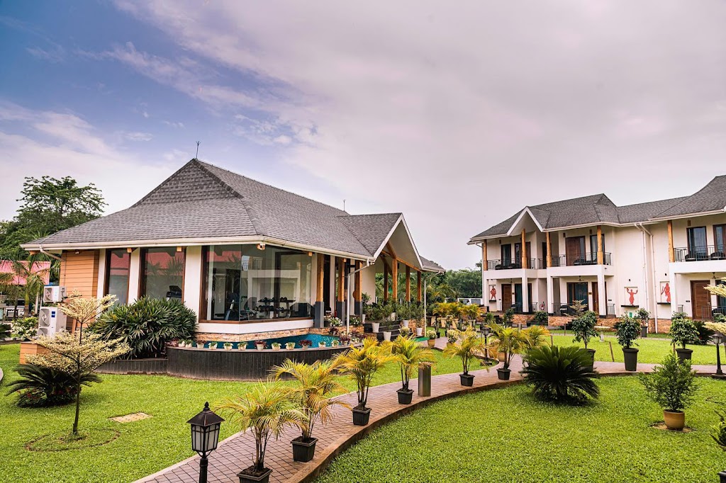 Repose Highway Resort
