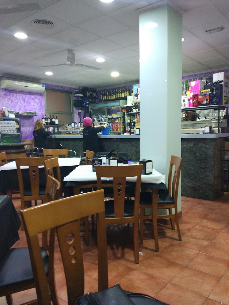 Cafe - Bar La Perla De Gonzalo — Ambiente