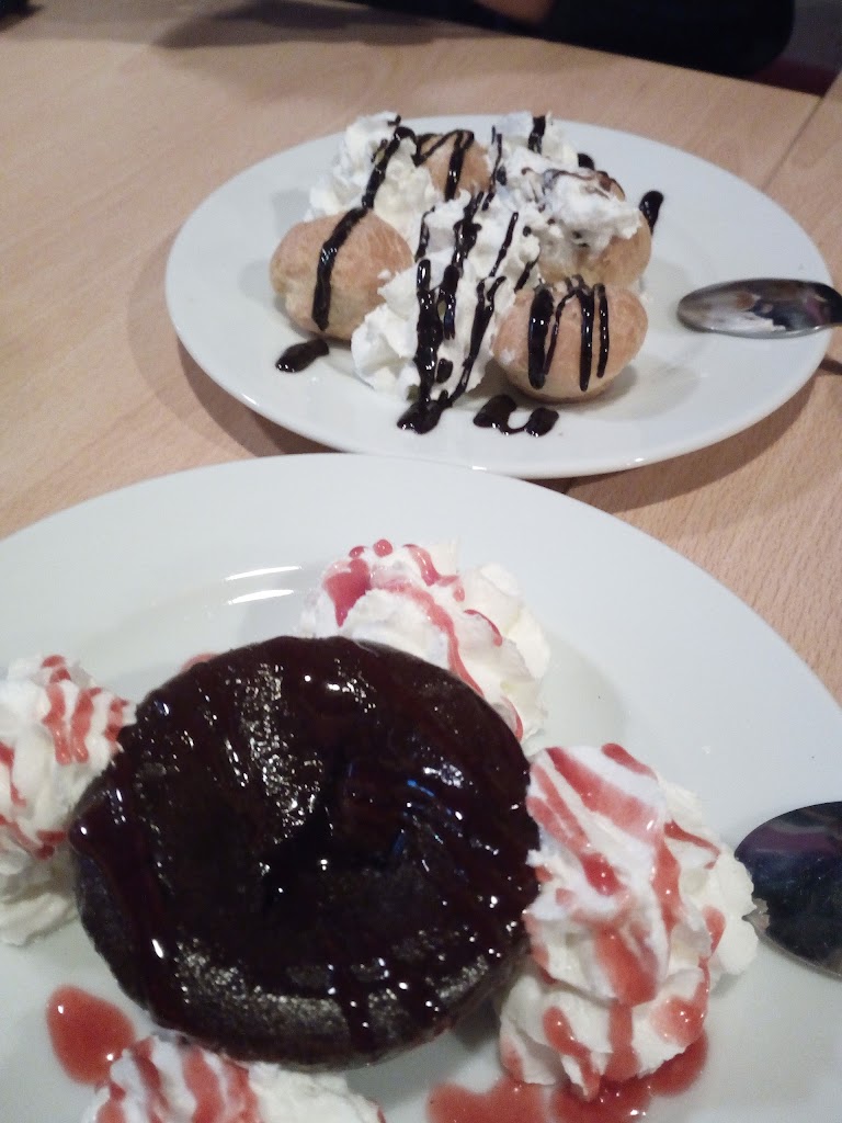 DALORA'S Tapes&Cocktails