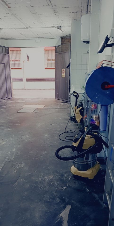 Fast&Clean-CarWash&Detailing/Lavadero de coche a mano y Detallado — Interior