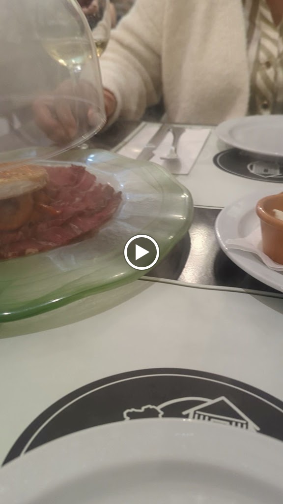 Horreos Cafe And Bar — Videos