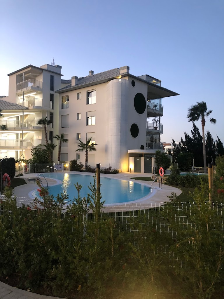 Peninsula Residences