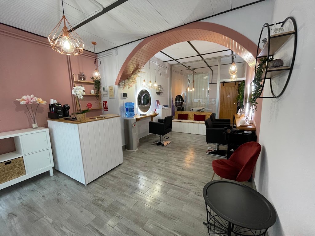 Salon de Belleza Maria Jose Soto — Del propietario