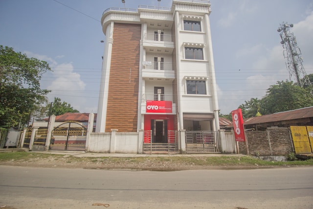 Oyo 48303 Bharati Bhawan Lodge