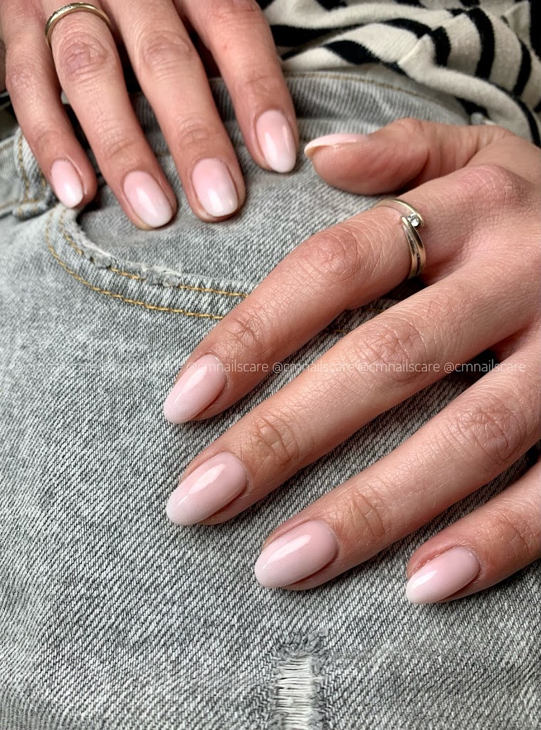 CM nails