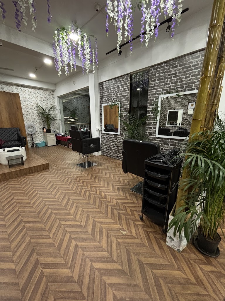 Claras Envogue Salon In Coimbatore