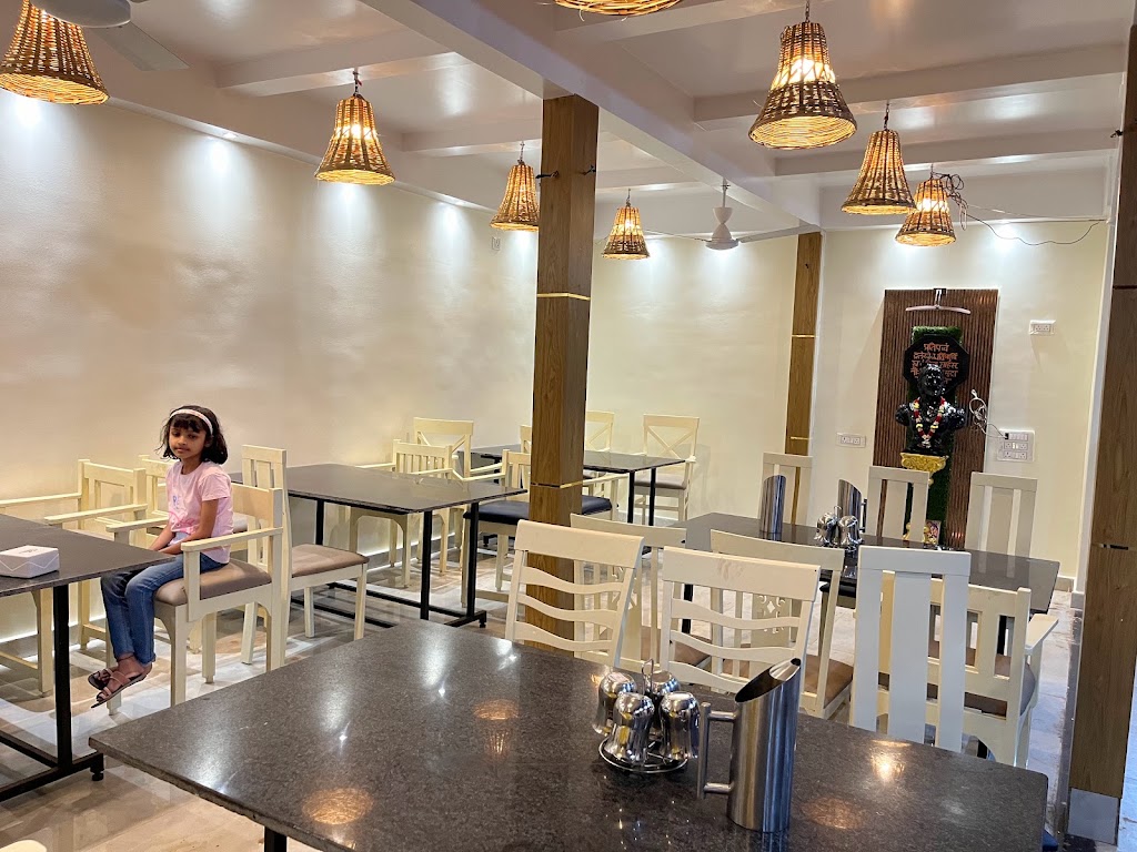 Phulpakharu Family Resturant And Lawns