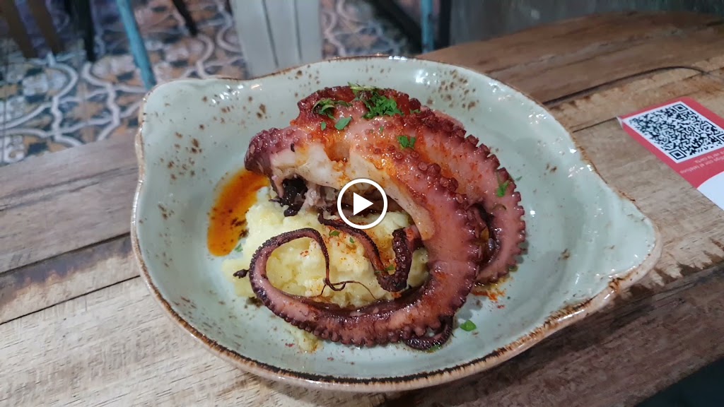 La Guindilla Gastro - Tasca — Videos