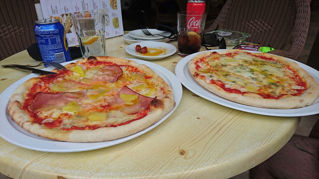 Cafe de la Placa — Comida y bebida