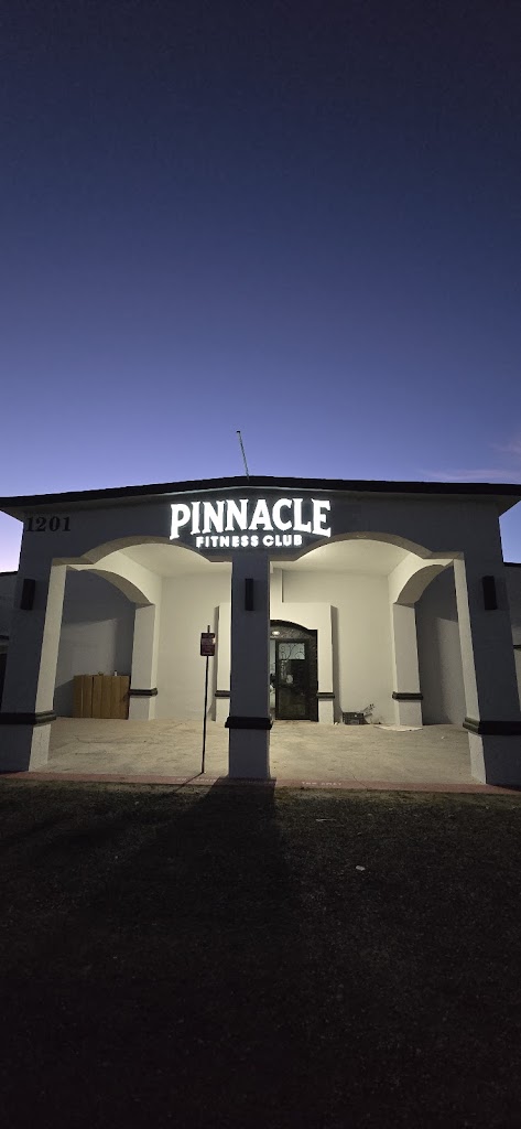  Pinnacle Fitness Club 24/7