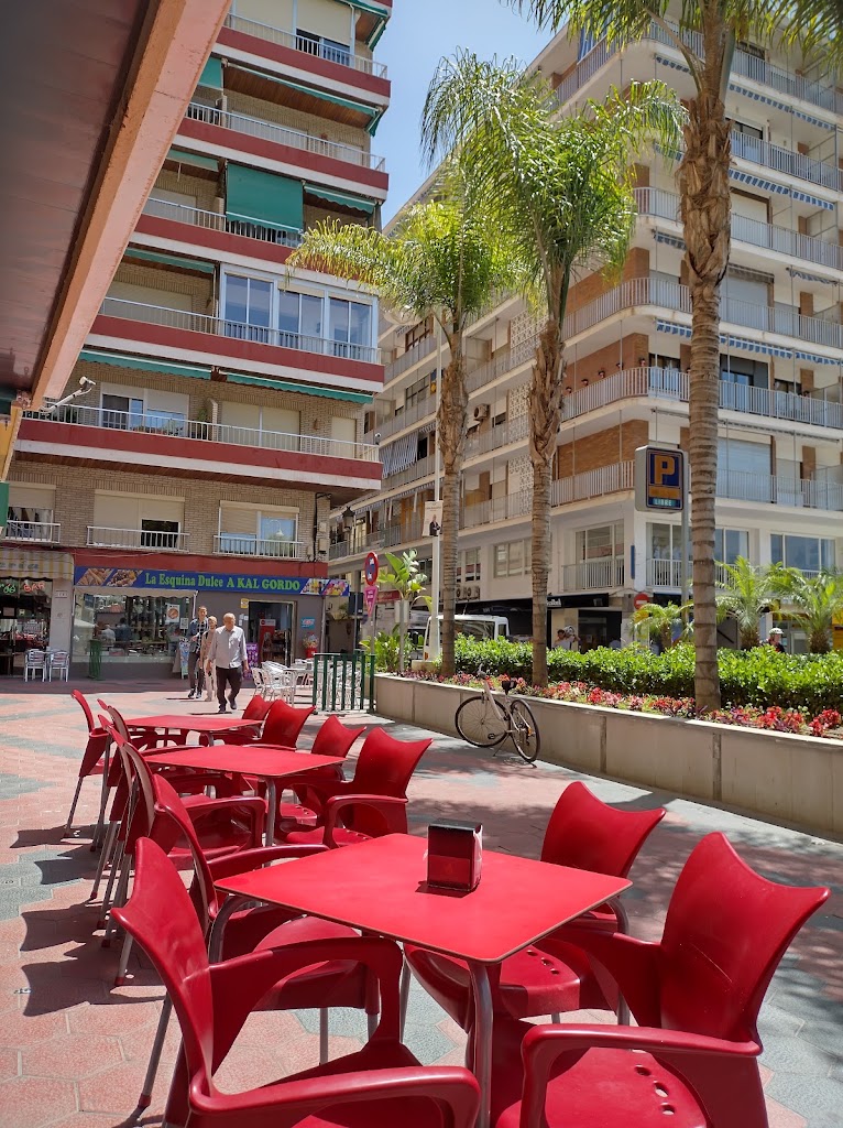 Cafeteria Heladeria Canela — Ambiente