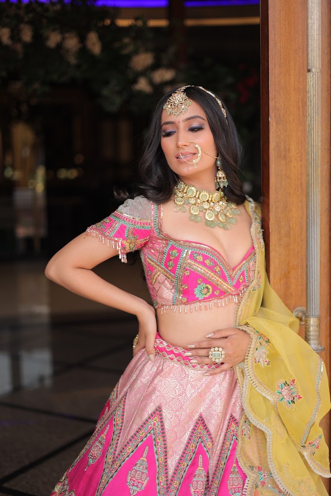 Shivanichopra Makeup Studio And Academy