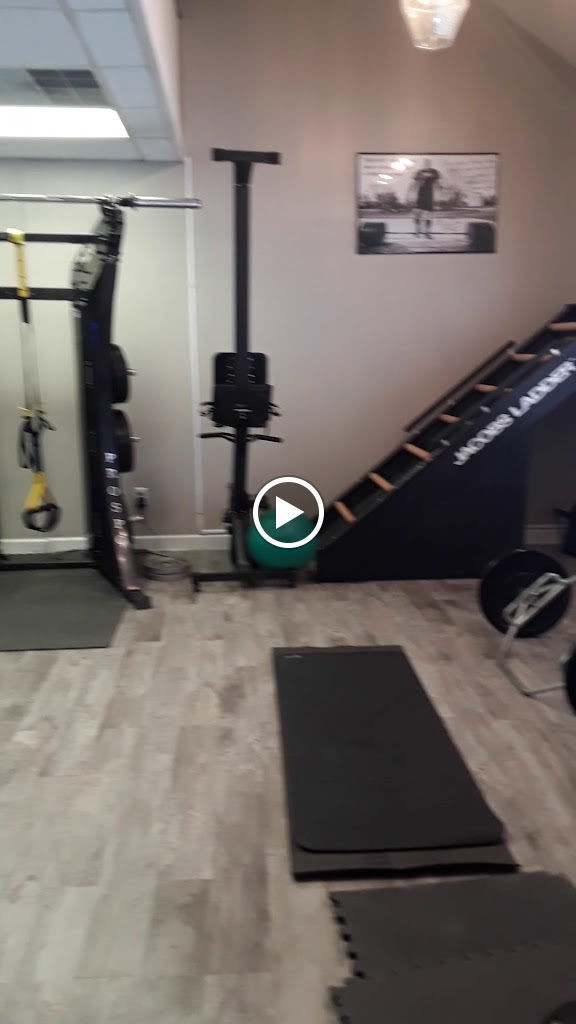  Peak Performance & Nutrition