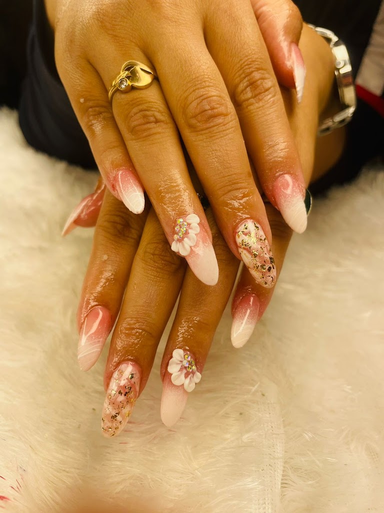 Glamorous Beauty Nail Art Bridal Makeup Studio And Academy