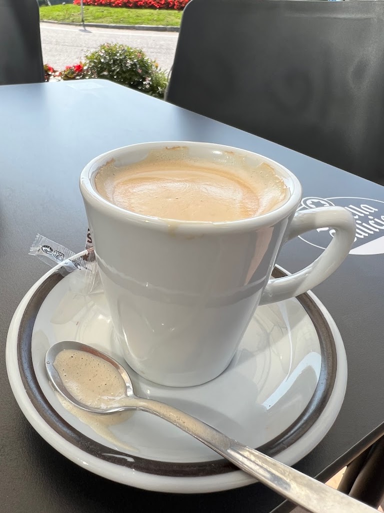 Cafeteria O'Castro — Comida y bebida