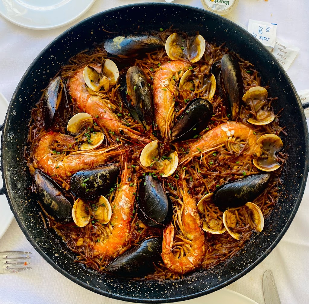 Restaurante "El rincon de Pepe" — Paella