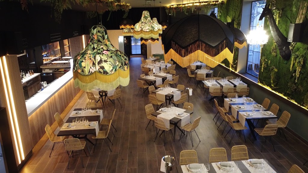 Restaurante M-lia — Ambiente