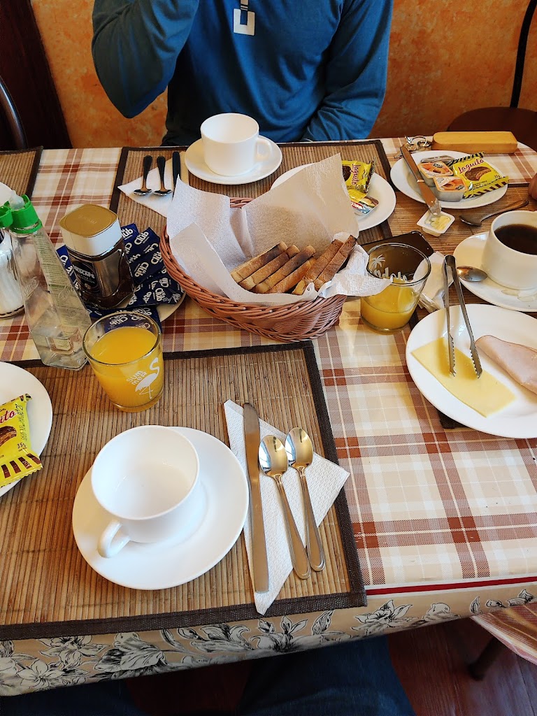 Comida y bebida