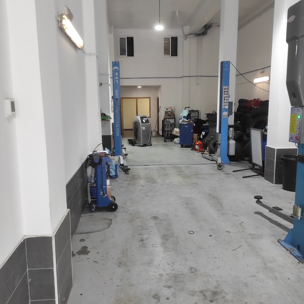 Talleres Davauto — Interior