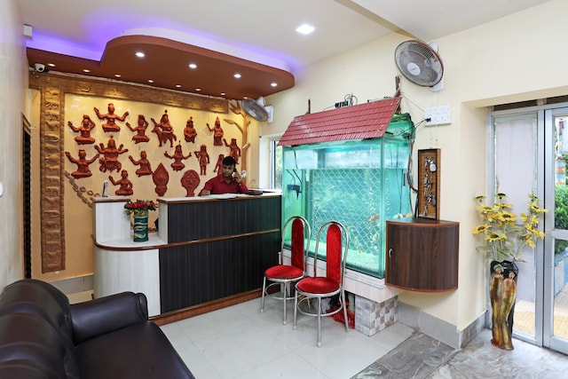 Oyo Roland Inn