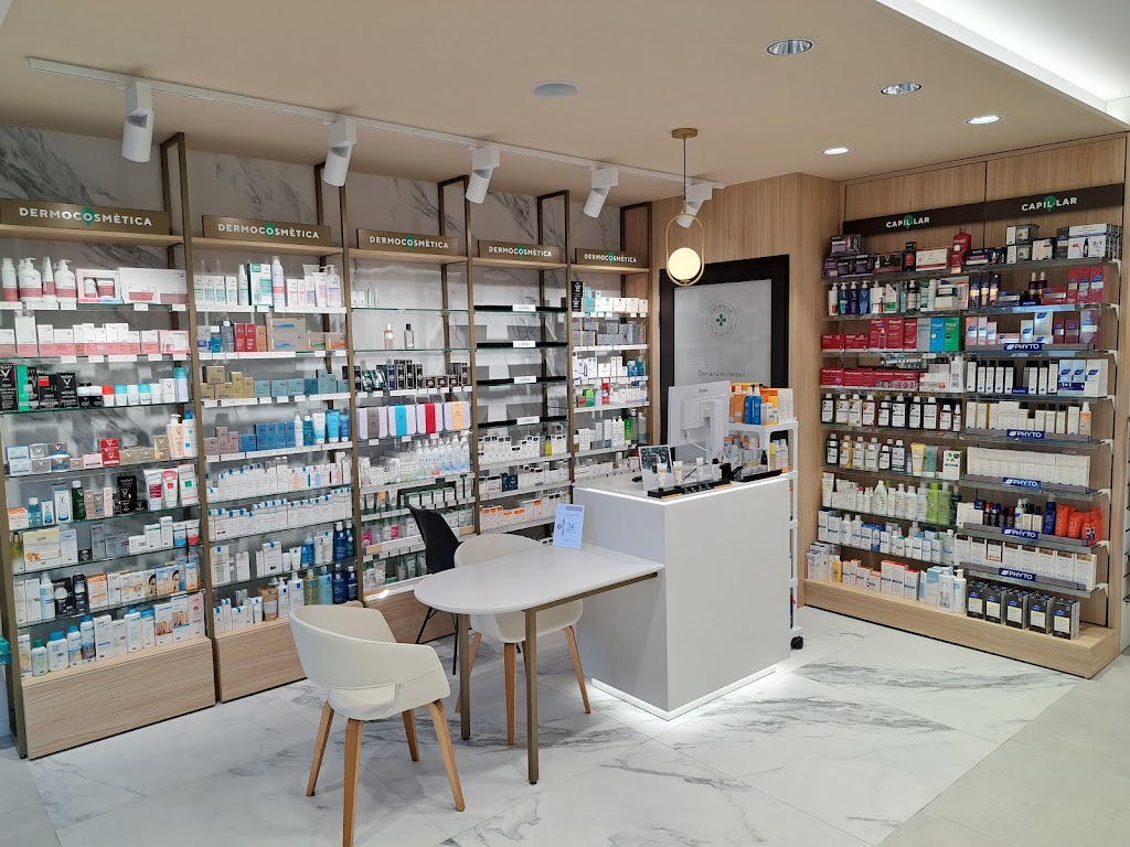Farmacia de la Ronda — Del propietario