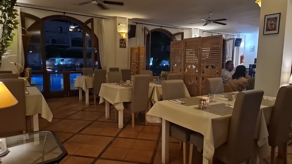 Restaurante La Mesa (Fairways club) — Ambiente