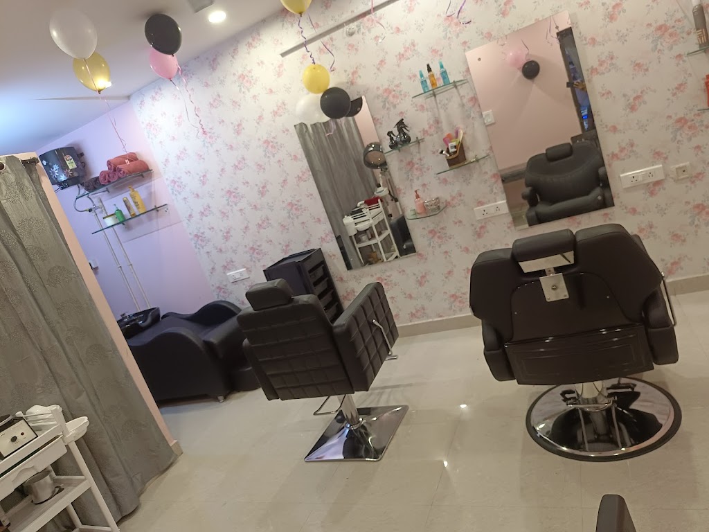Sakhi Beauty Parlour