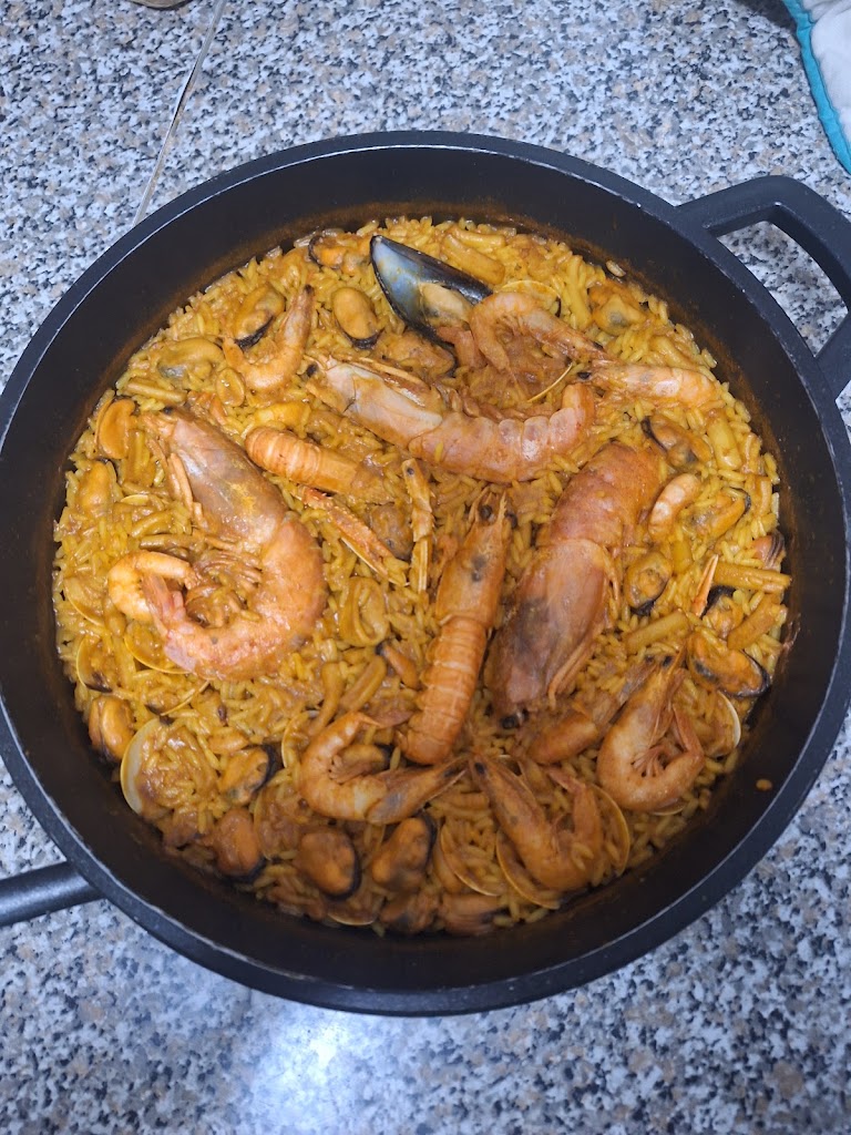 El Rebost del Gourmet — Comida y bebida