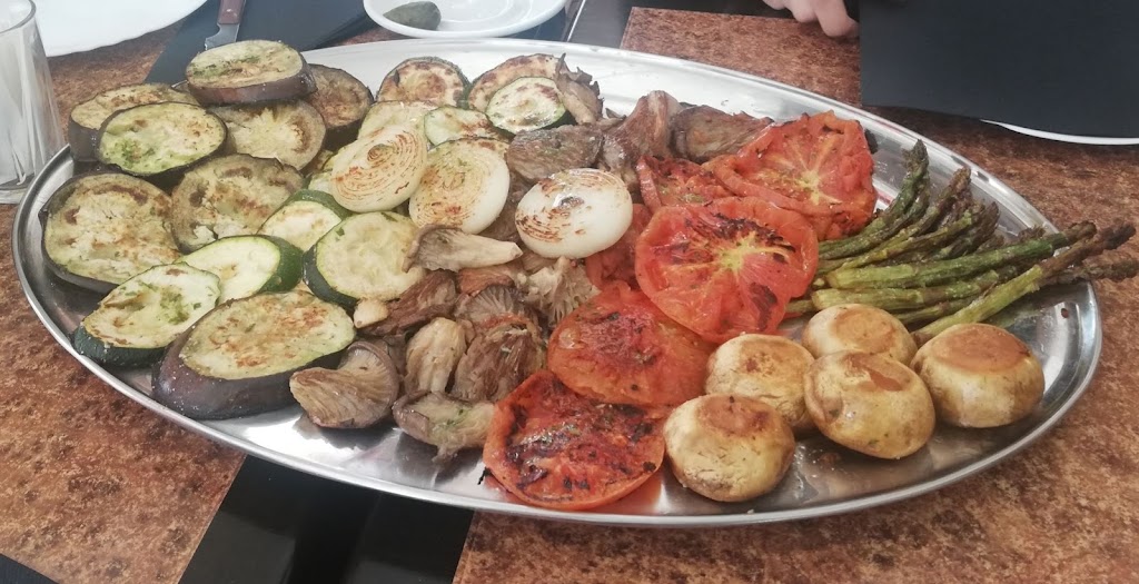 Bar Cafeteria Francia — Comida y bebida