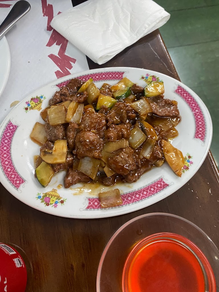 Palau d'Orient — Comida y bebida