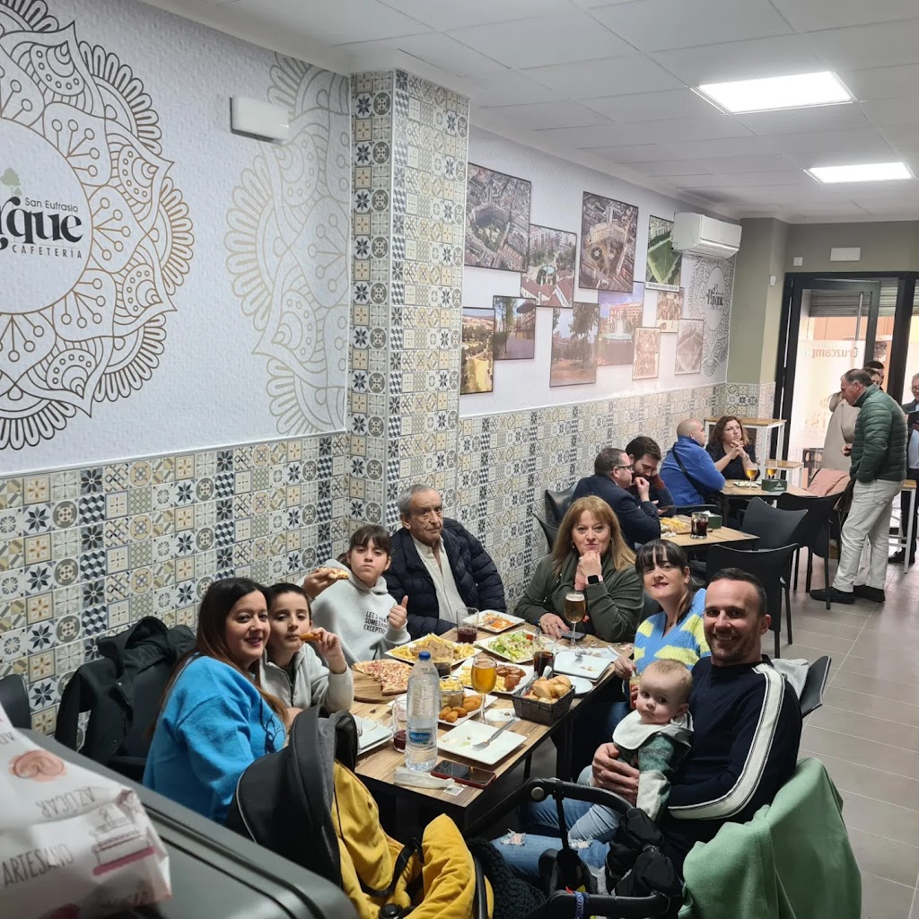 Bar cafeteria el parque — Ambiente