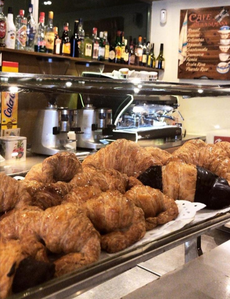 Tarasca Cafe — Comida y bebida