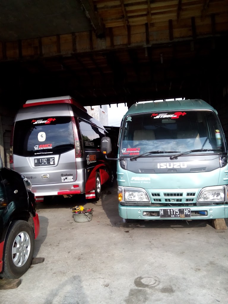 Ferri Motors&Hanif Rent Cars