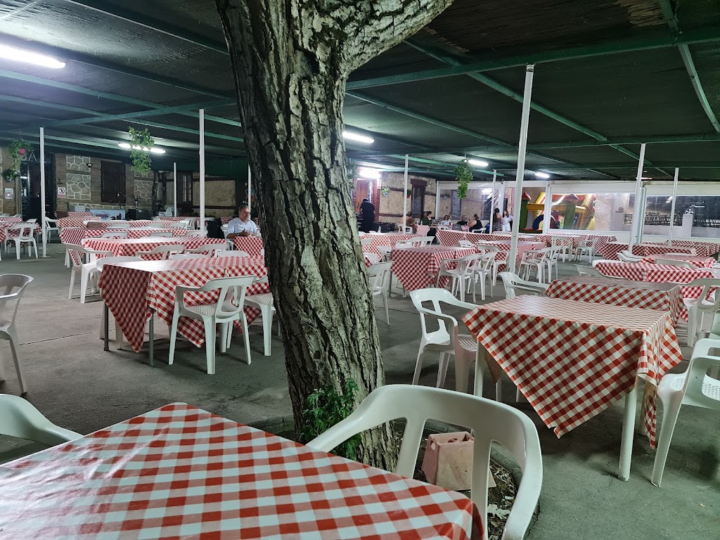 La Fuente del Hervidero. Restaurante El Macareno