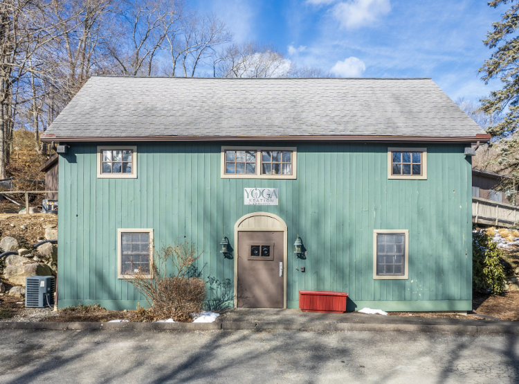  Yoga Station & Wellness