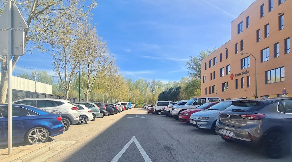 Calle Cruz Roja, 2 Parking
