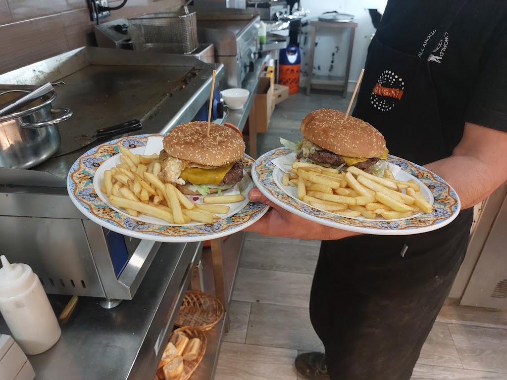 Restaurante idrees — Comida y bebida