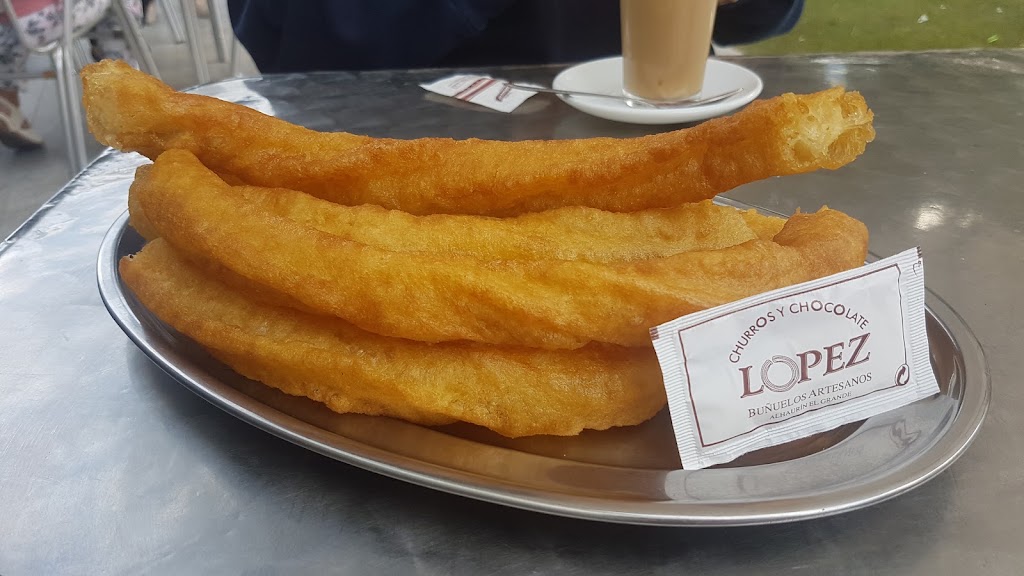 Churros Lopez — Cafe